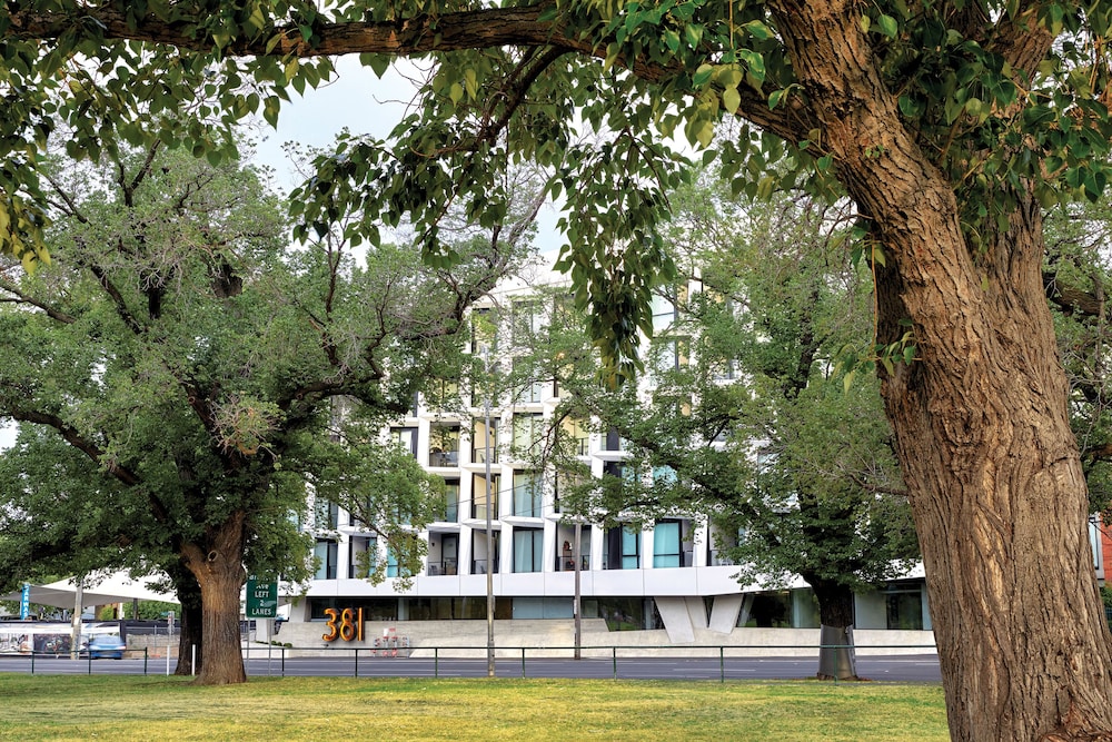 381 Cremorne 49/57