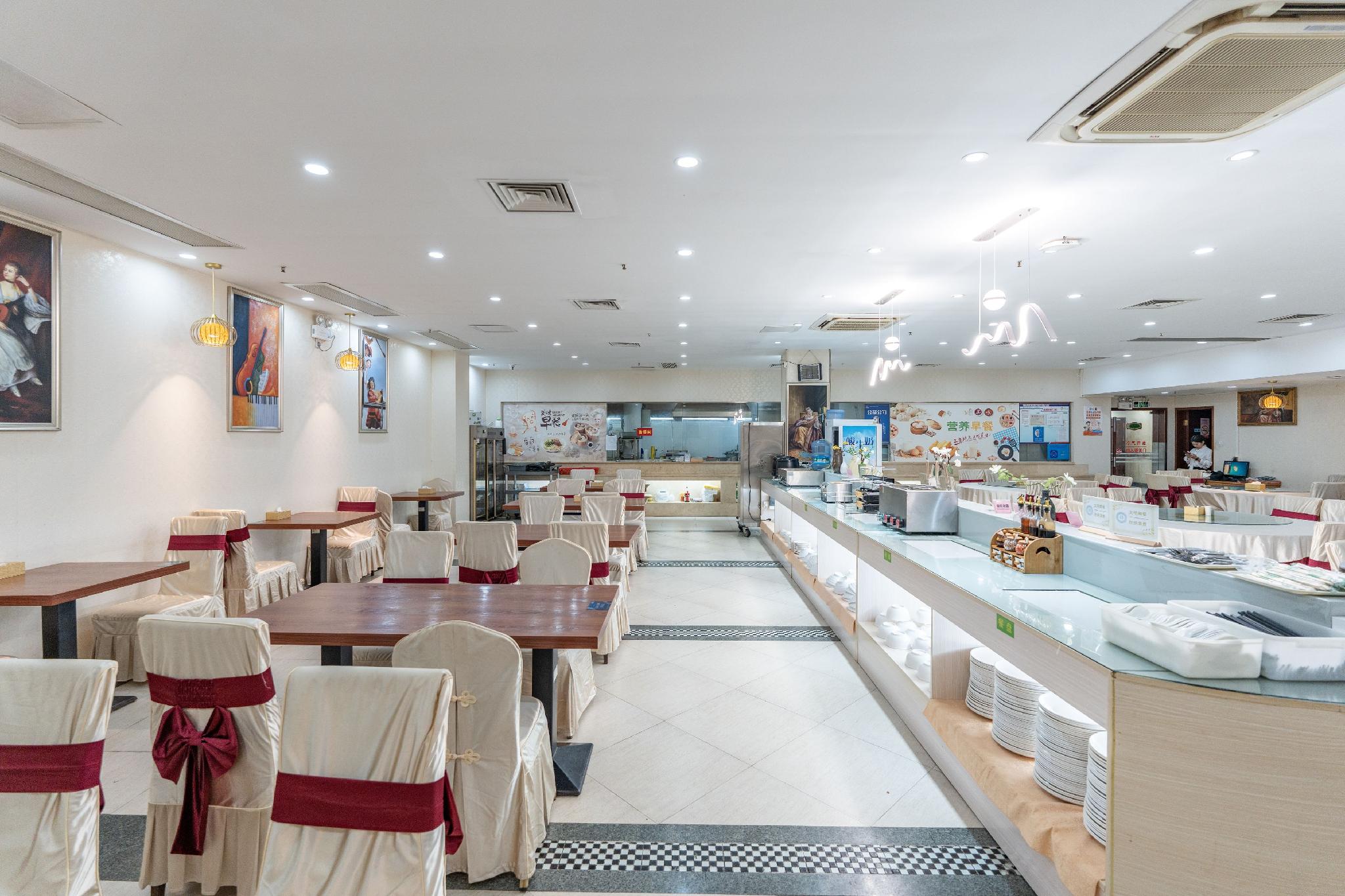 Vienna International Hotel (Foshan Shiwan Hotel) 20/34