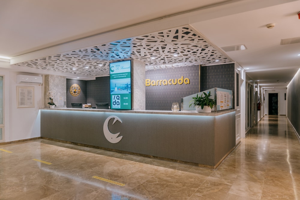 La Barracuda Hotel 12/58