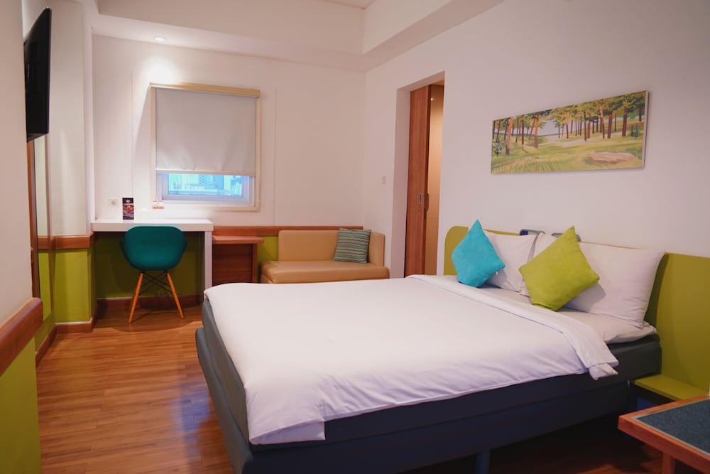 Deka Hotel Surabaya HR Muhammad 9/50