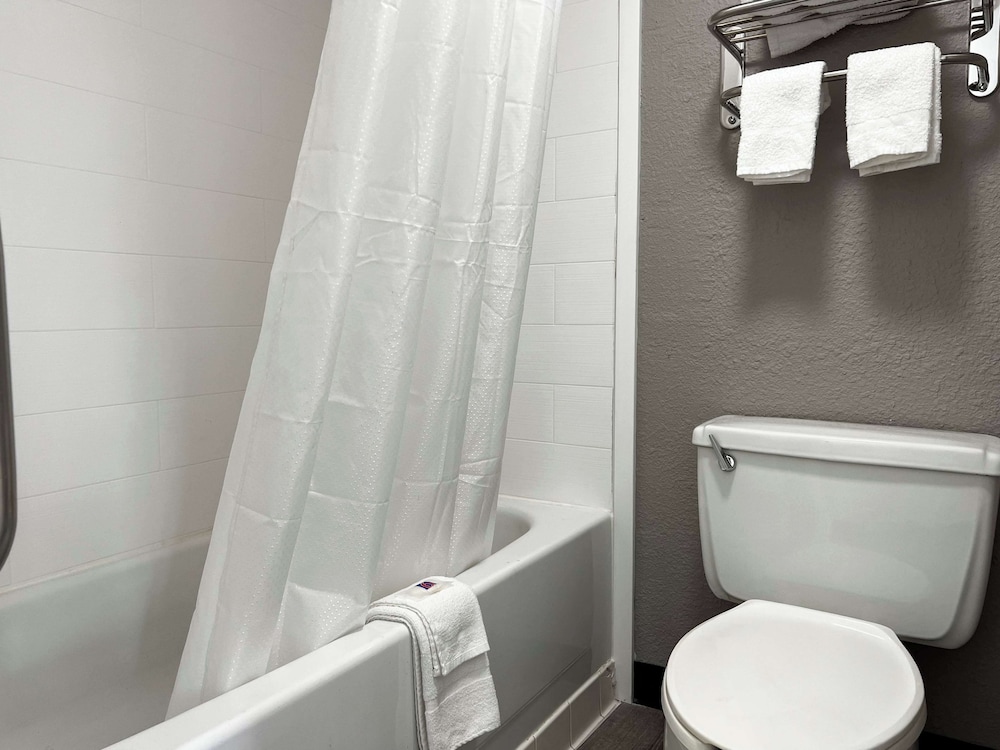 Motel6 Hazelwood, MO 46/46