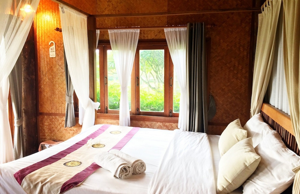 VIMARNKIRI RESORT 10/50