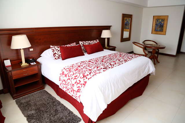 Executive, Suite