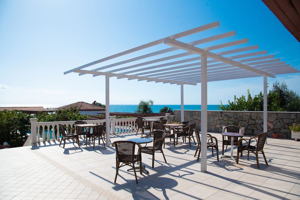 Poseidon Beach 35/54