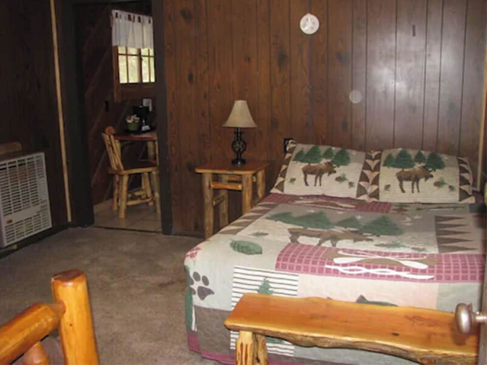 Union Creek Resort 27/50