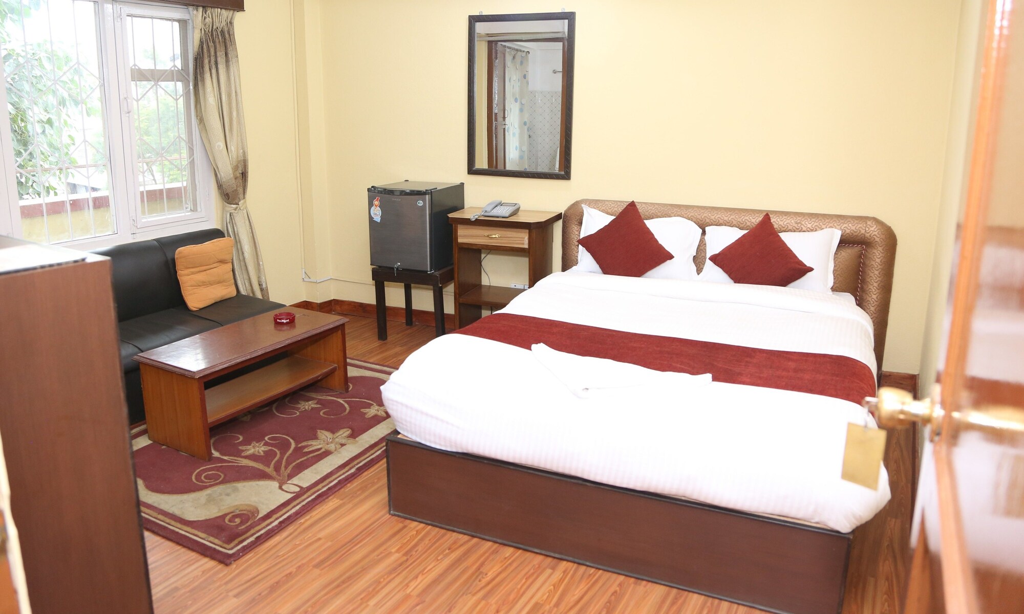 1 BEDROOM, DELUXE, SUITE, VALLEY VIEW