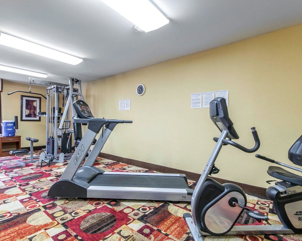 Quality Inn Dry Ridge KY 16/25