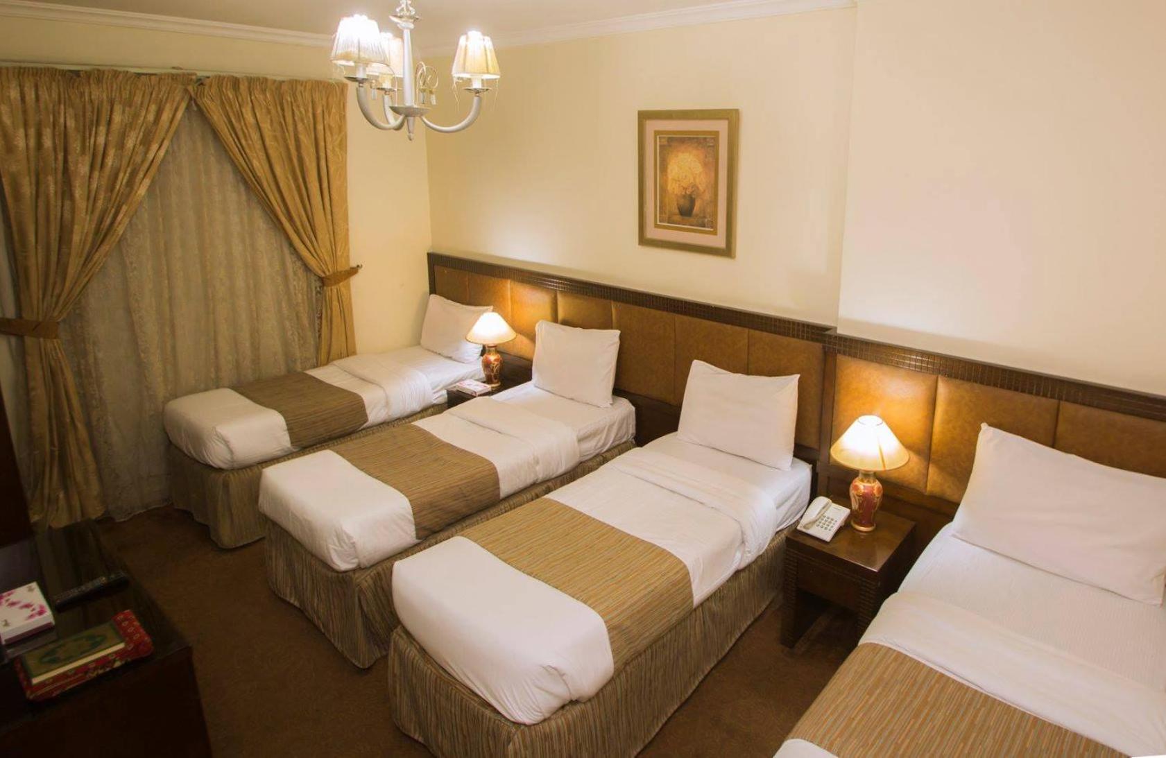 Anwar Al-Zahra Hotel 12/30