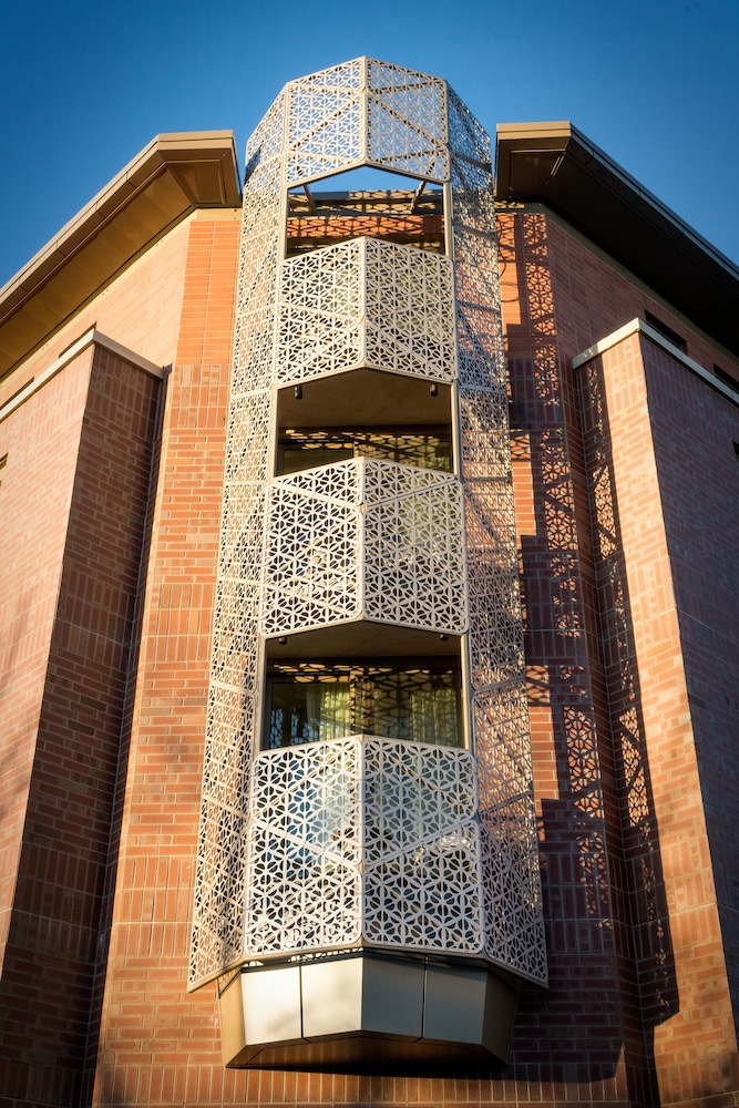 THE ELIZABETH HOTEL AUTOGRAPH COLLECTION in FORT COLLINS - CO