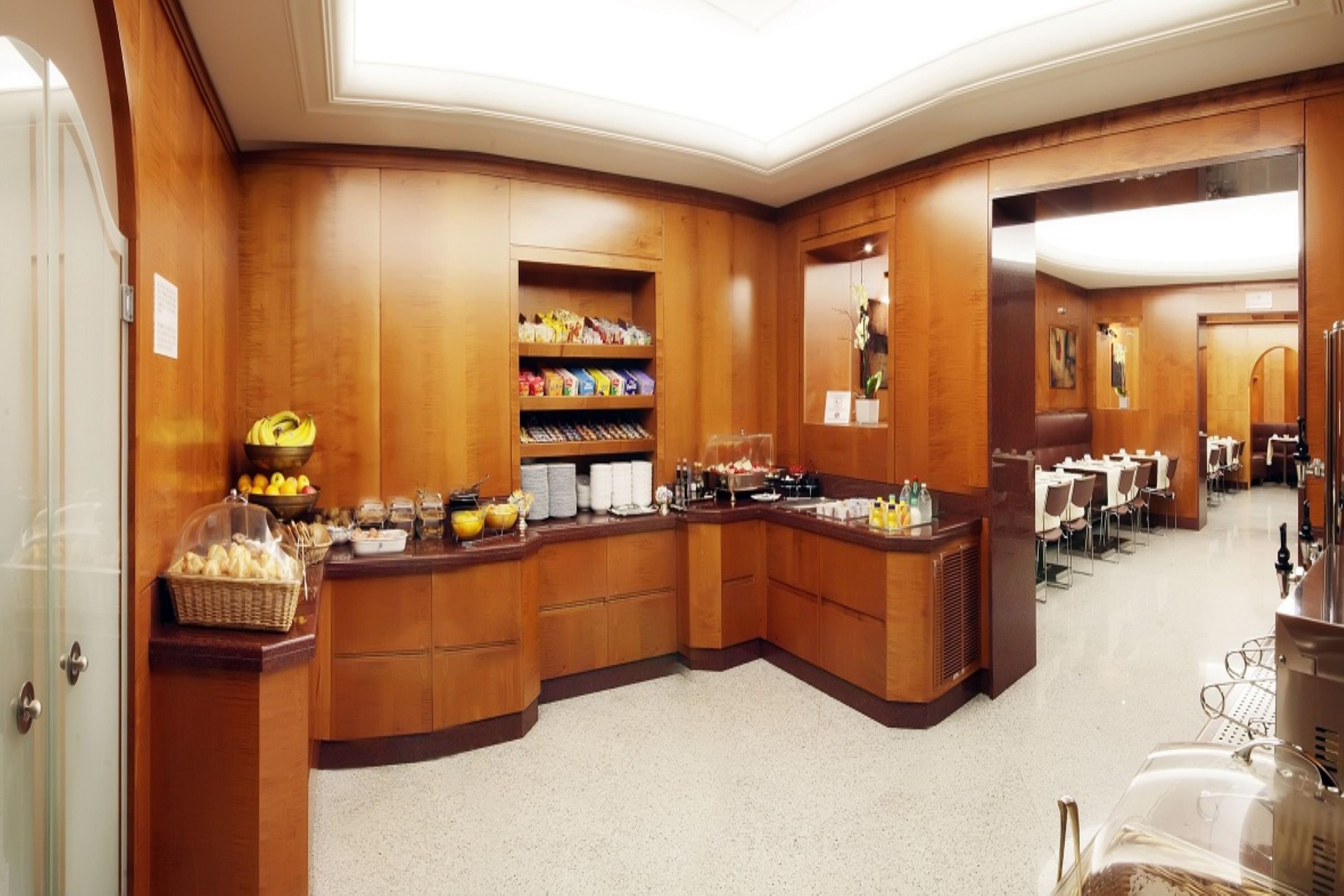 Albergo Santa Chiara Hotel Rome 46/49