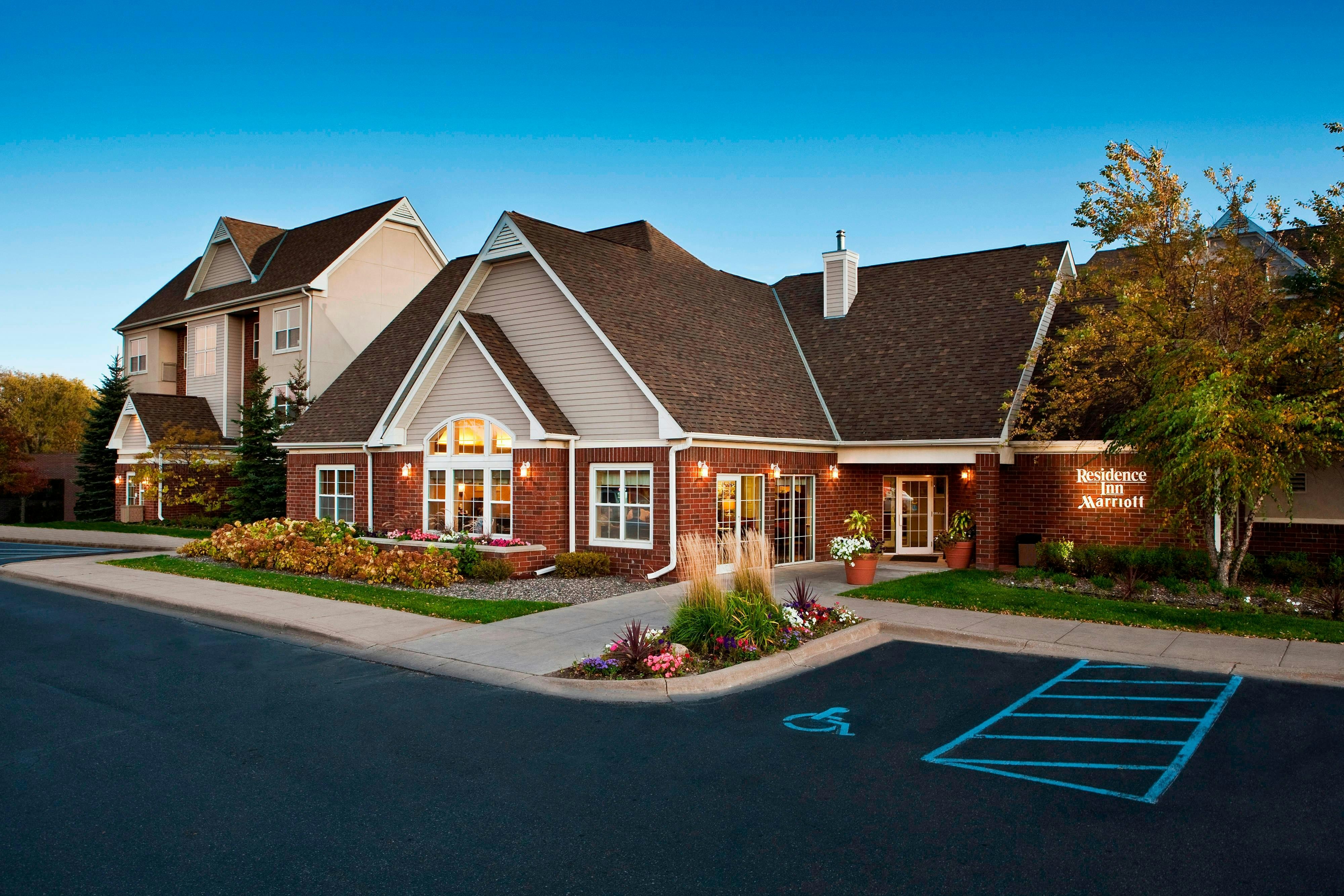 Residence Inn By Marriott Minneapolis St Paul Roseville 1/21