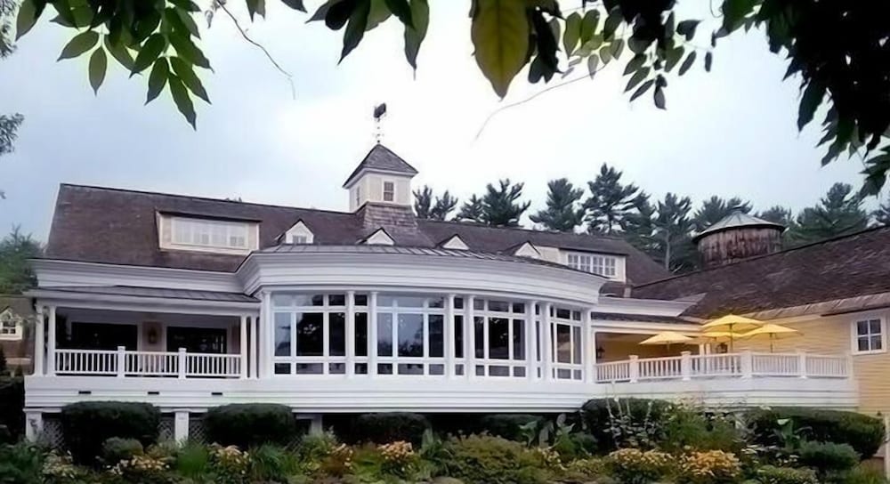 The Bedford Village Inn 2/73