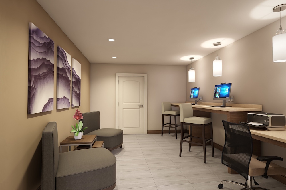Staybridge Suites Vero Beach, an IHG Hotel 51/76