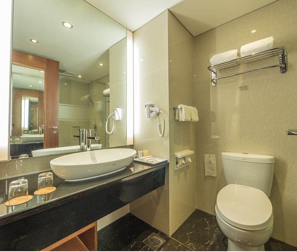 Nirwana Resort Hotel 23/74