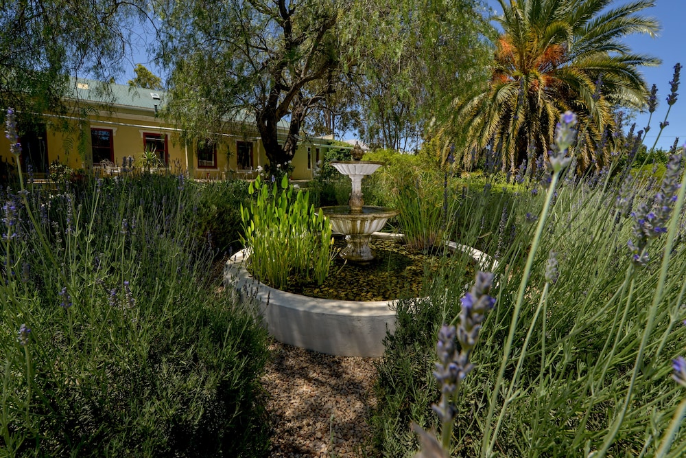 Darling Lodge Guest House Pty Ltd 40/50
