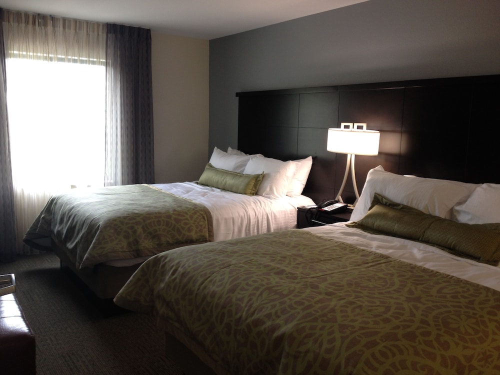 Staybridge Suites Schererville 12/55