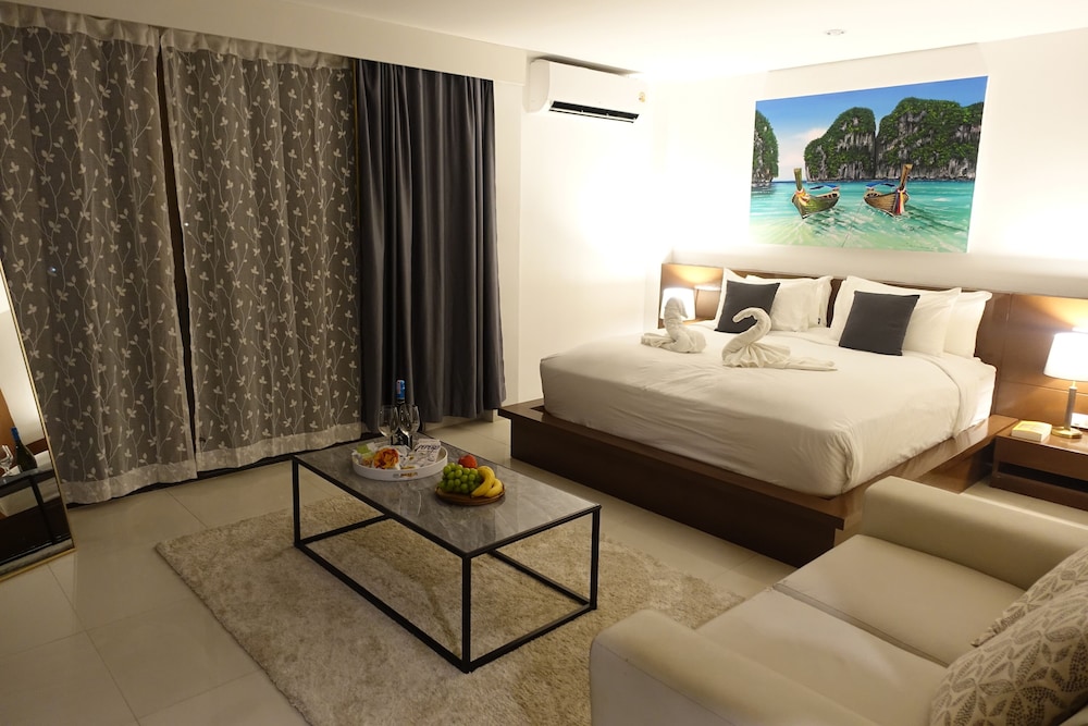 Sea Hills Resort 15/34