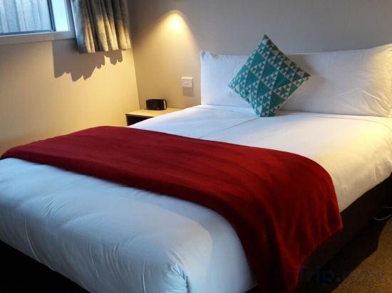 1 Bedroom, Superior, Suite, Kitchenette, Garden Area