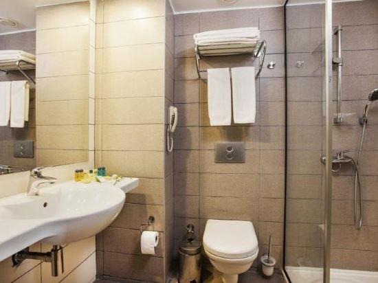 Standard, Double and Twin Beds