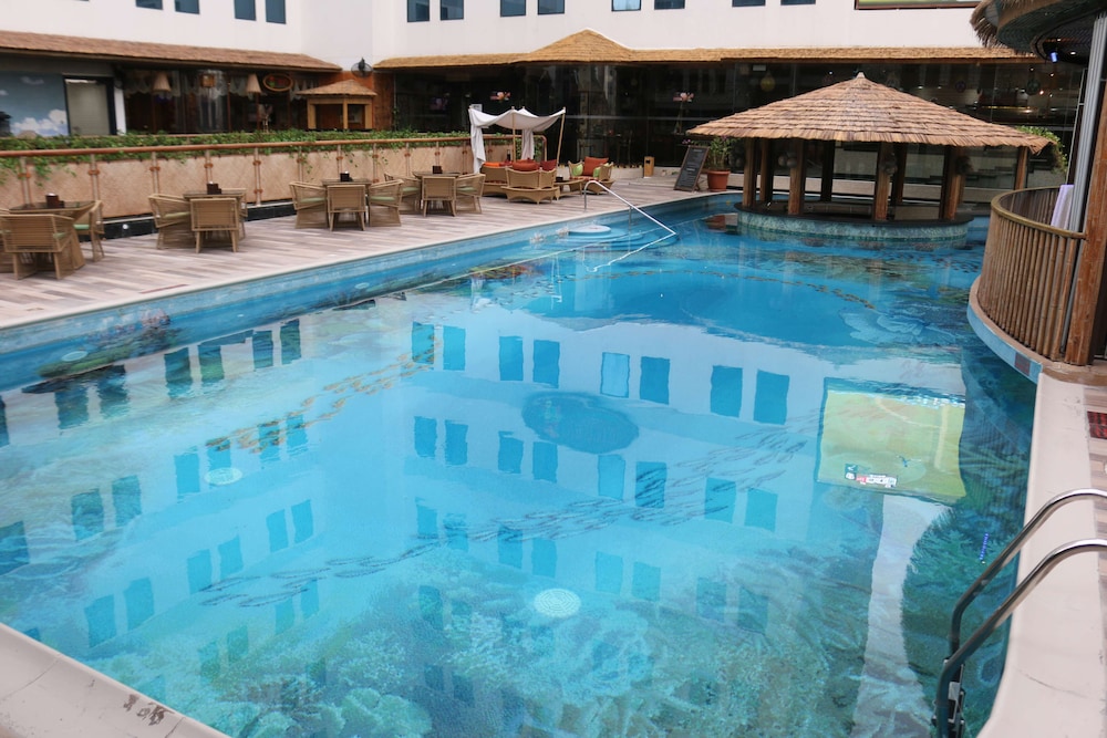 Elite Crystal Hotel in MANAMA