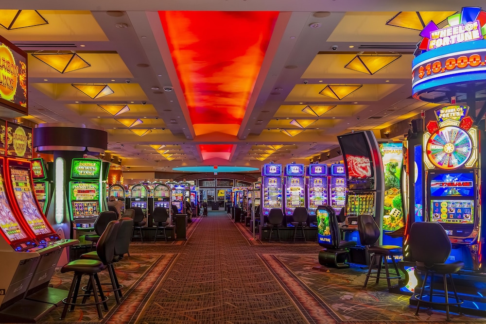 Red Hawk Resort & Casino 25/30