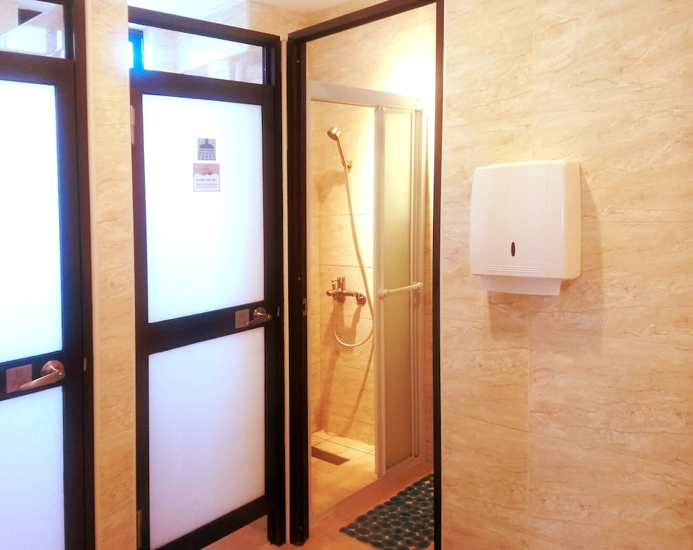 Lutel Hotel 99/100