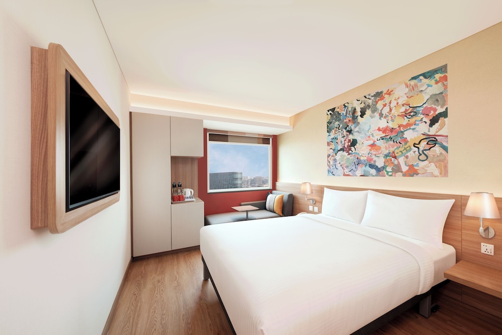 Ibis Mumbai BKC 27/75