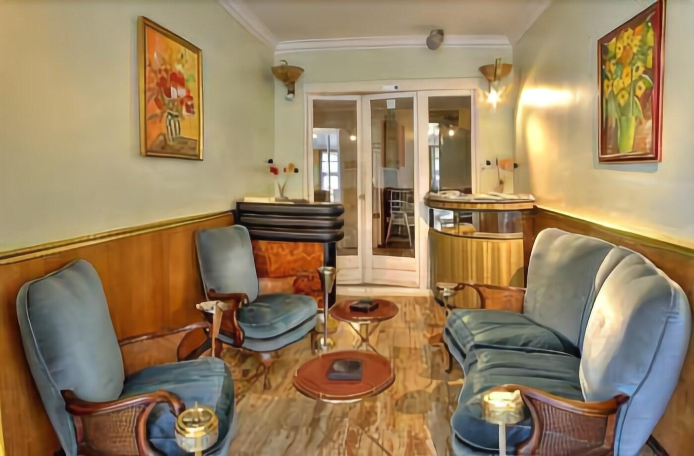 Auberge Des Ecluses 23/27