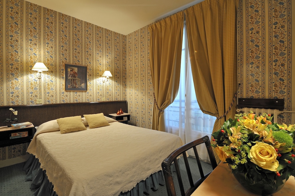 Hotel le Clement 29/50