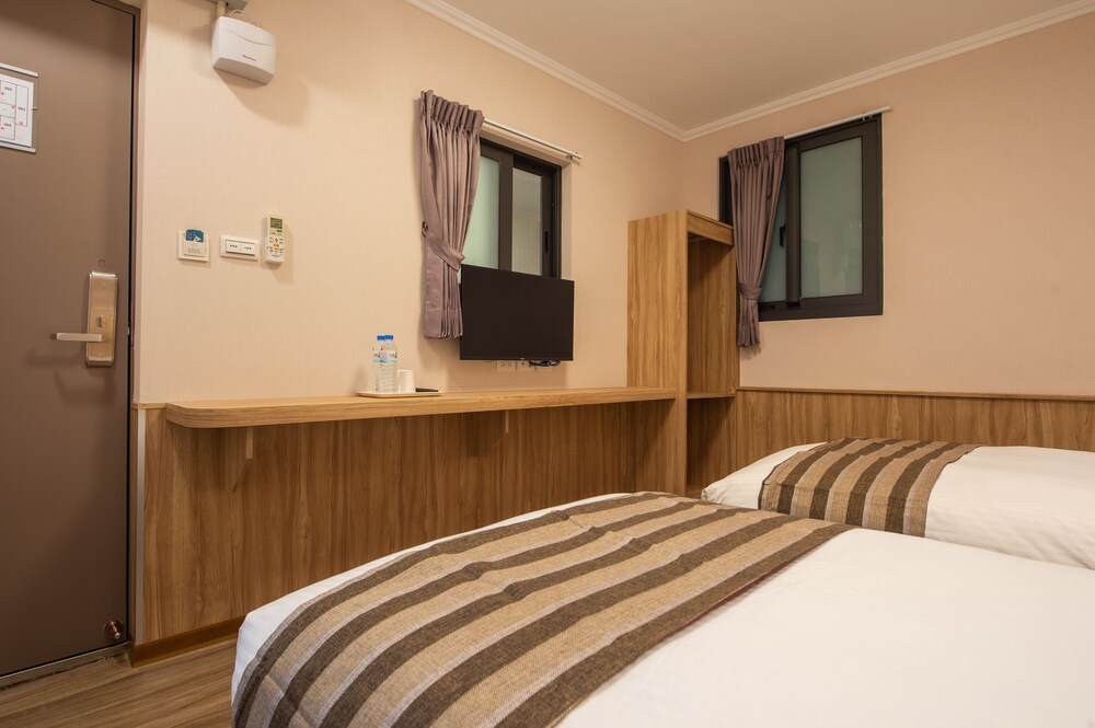 Shan Shui Hotel 40/64