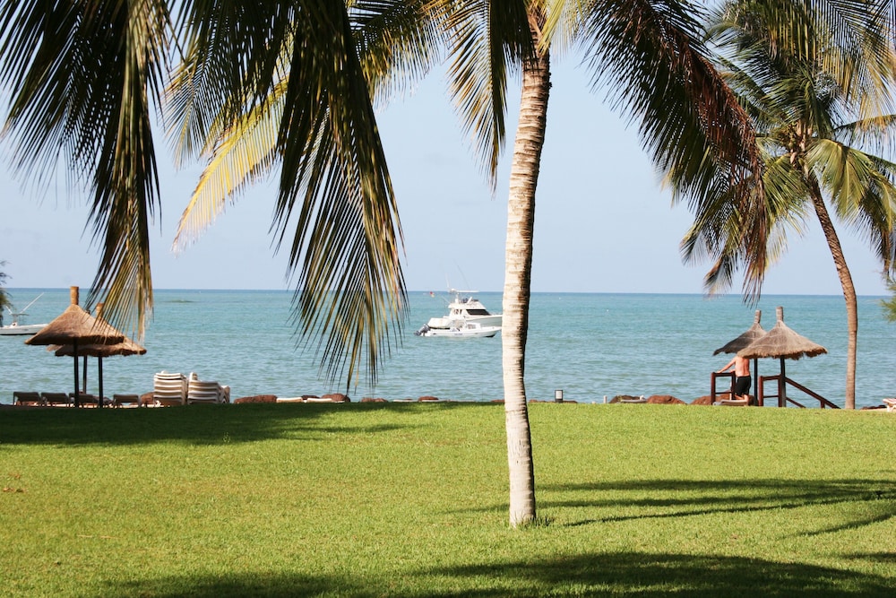 Le Saly Hotel Et Hotel Club Les Filaos 78/82