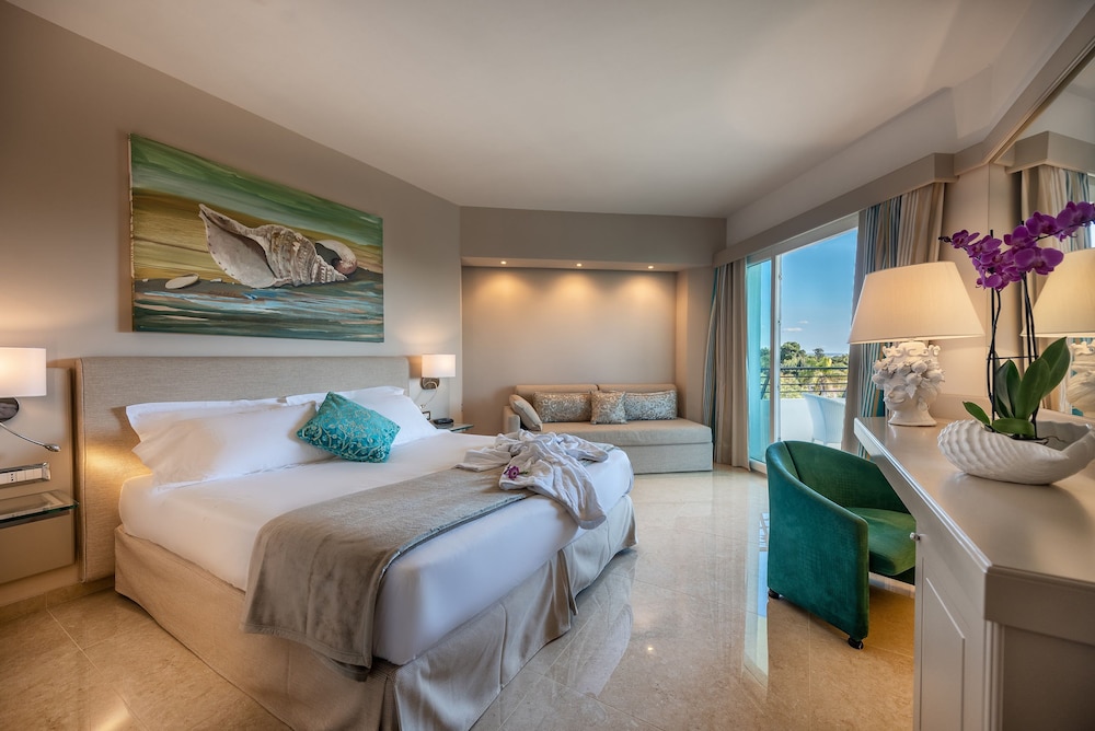 Acacia Palace - Adults Only 12/50