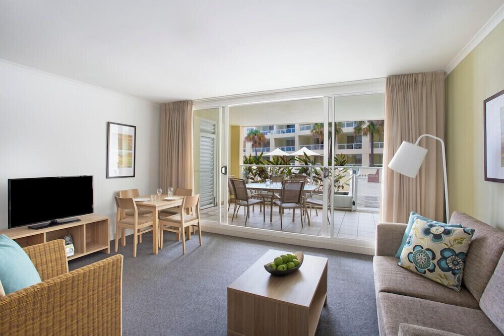 Mantra Ettalong Beach 48/71