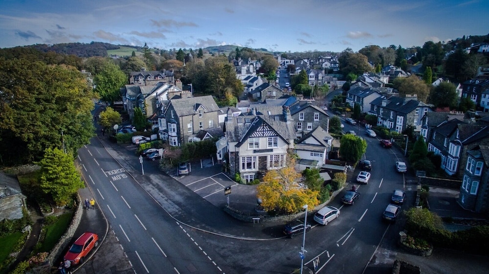 Windermere Boutique Hotel 44/50