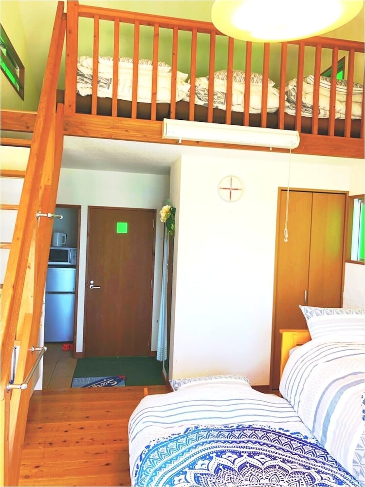 Aloalo Beach Kabira 11/50
