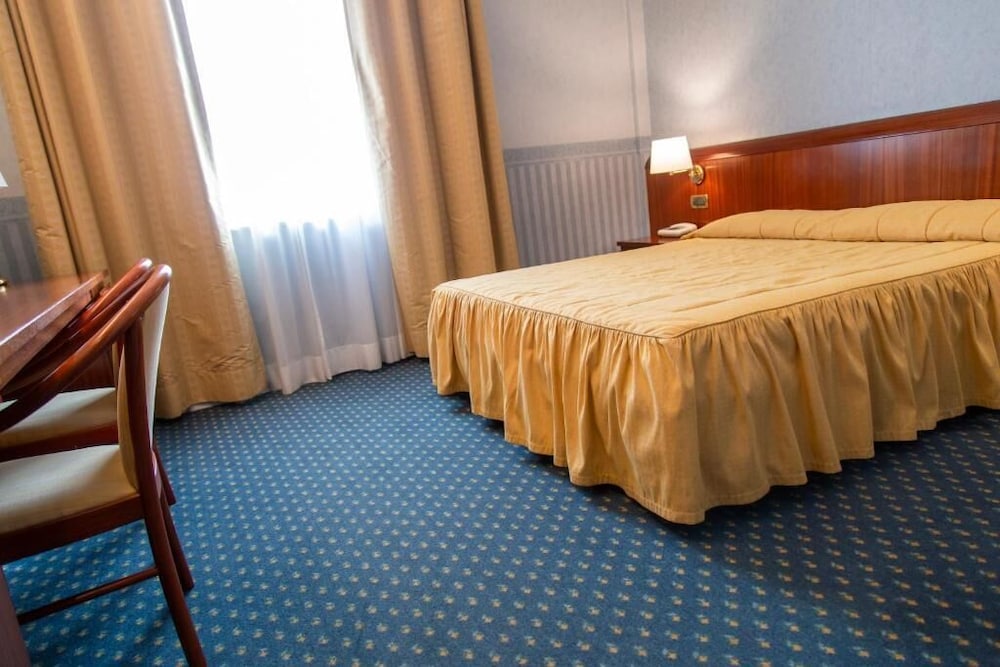 Aldero Hotel 9/59