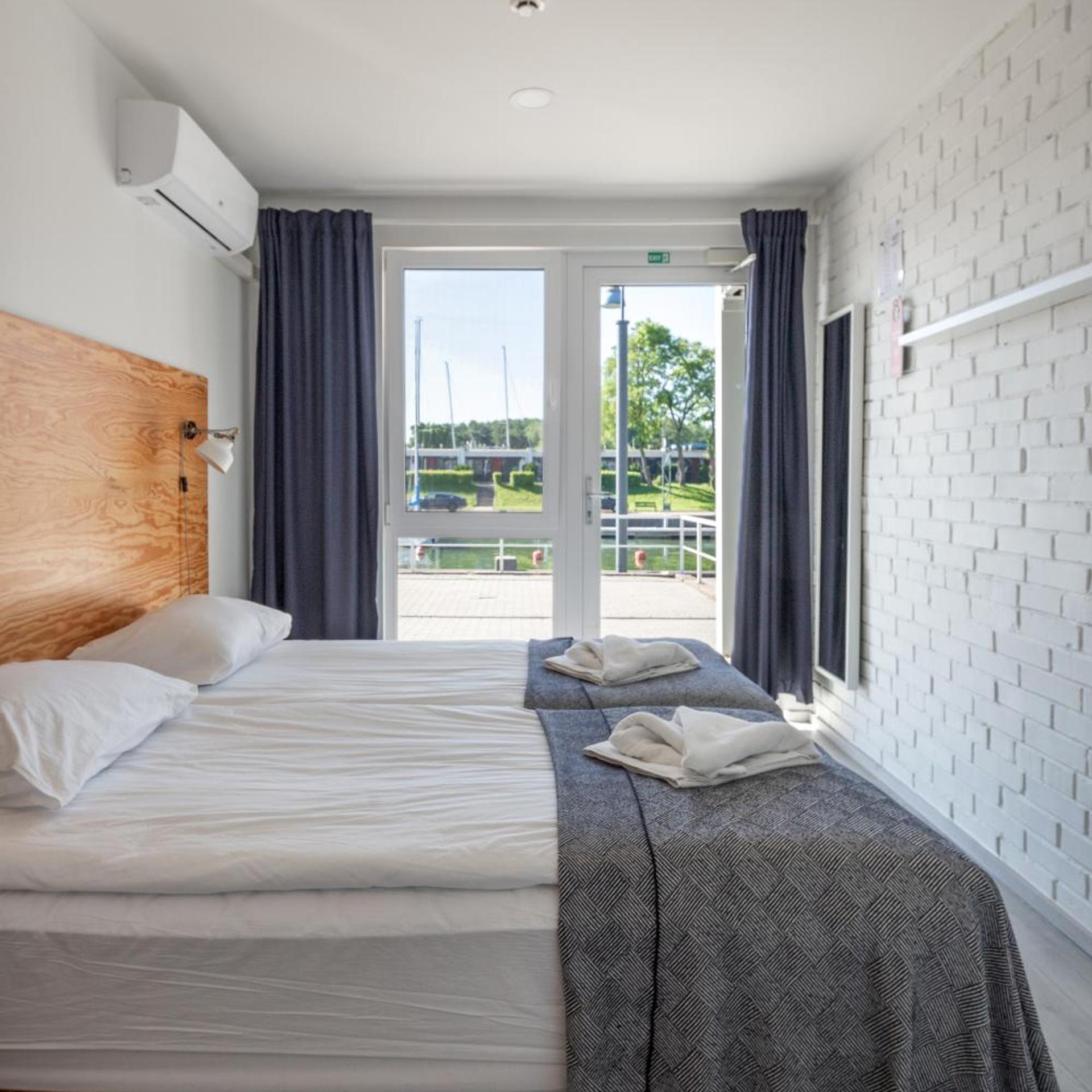 Standard, Double Bed, Lagoon Side, Lagoon View