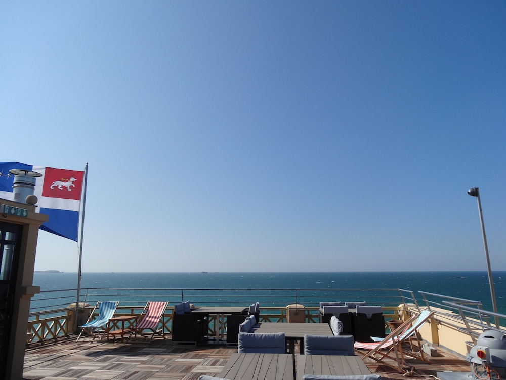 Logis Hotel Les Ambassadeurs 39/42