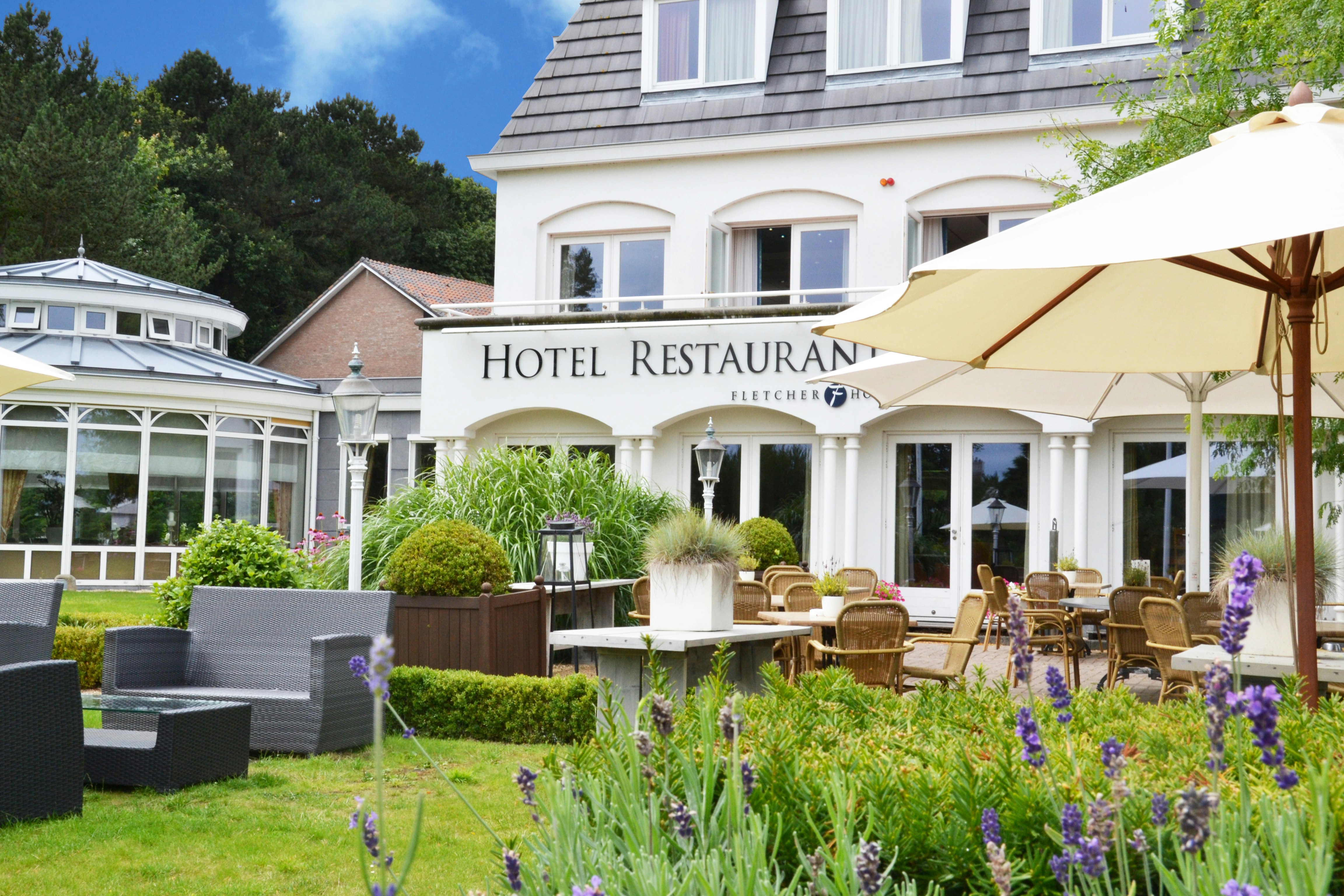 Fletcher Hotel-Restaurant De Witte Raaf 44/46