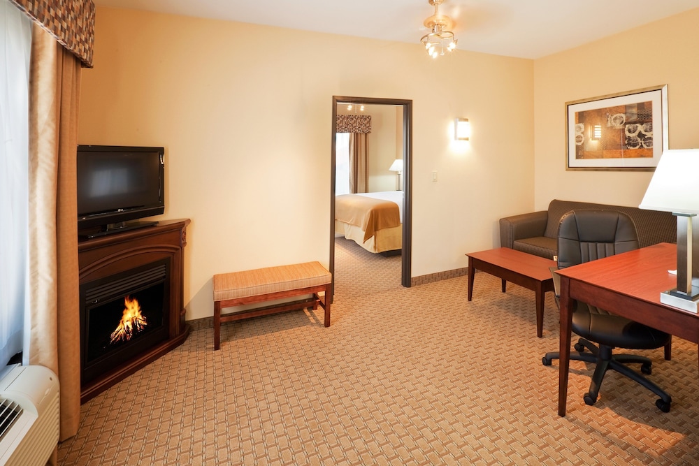 Holiday Inn Express Hotel Suites Guymon 55/69