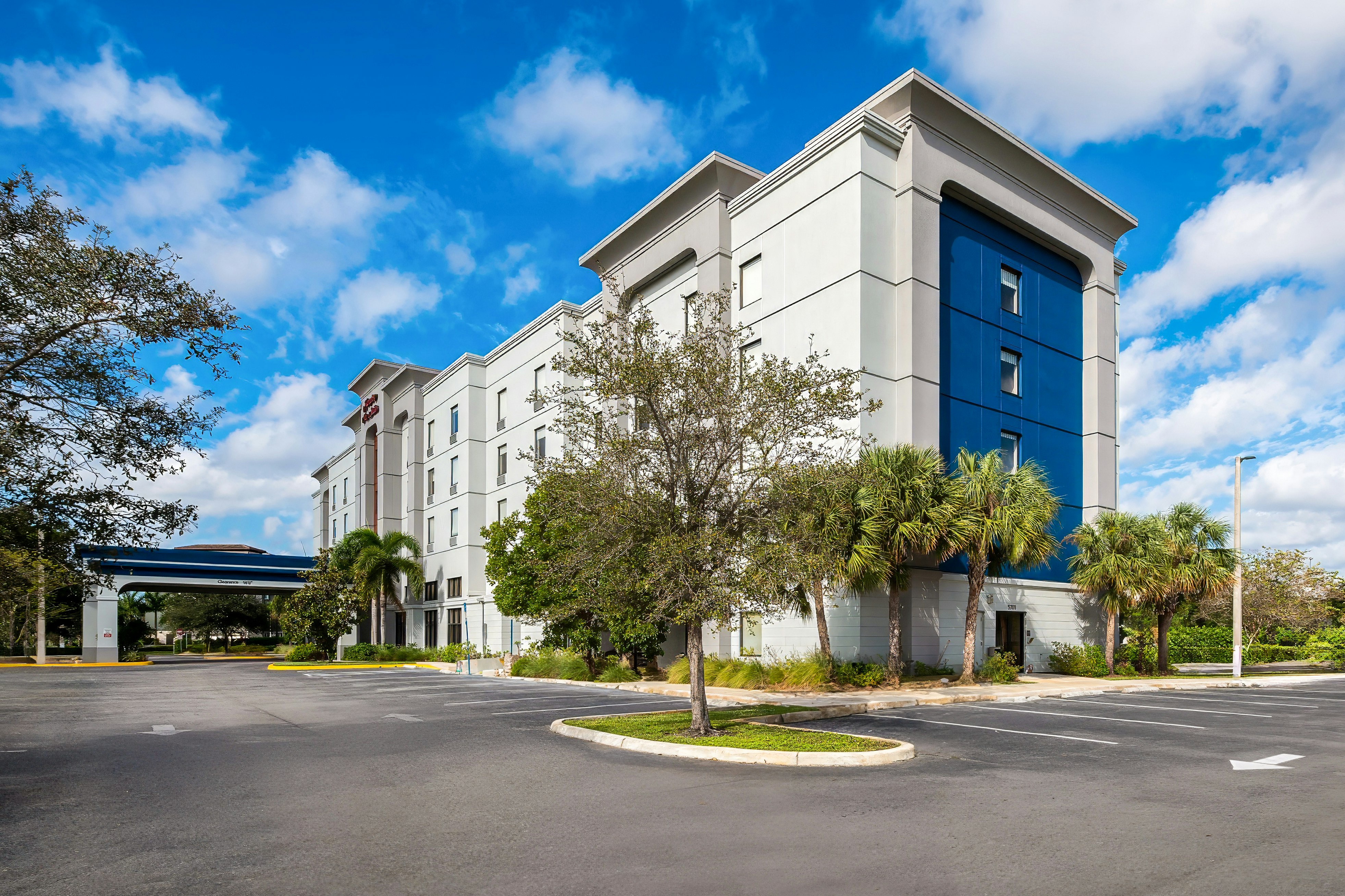 Hampton Inn Suites Ft Lauderdale West Sawgrass Tamarac Fl 52/58