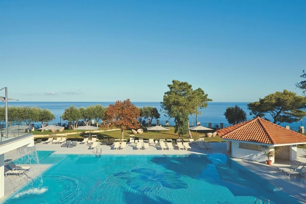Tui Blue Tropea 40/44