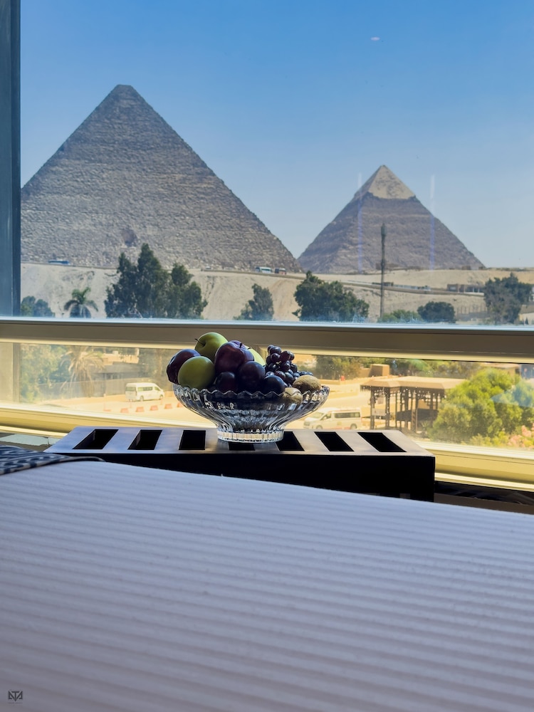 Turquoise Pyramids & Grand Egyptian museum view Hotel 43/50