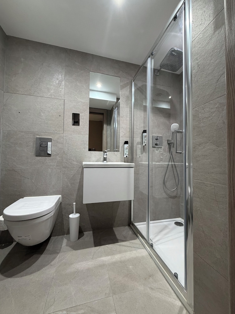Mabledon Court 27/28