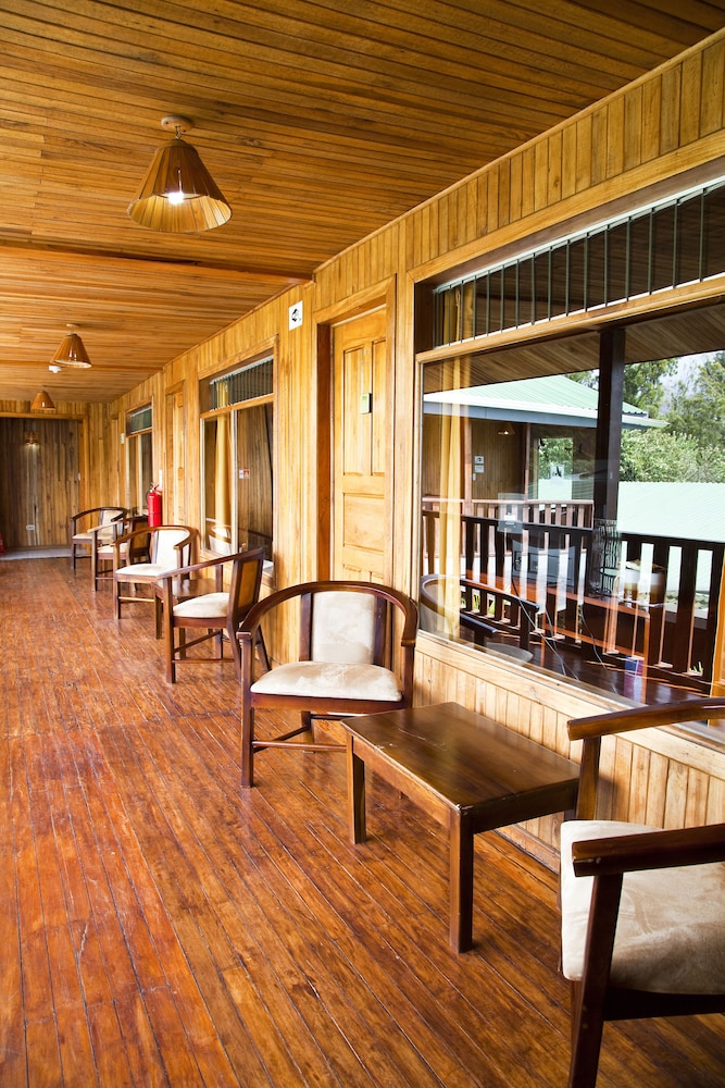 Monteverde Country Lodge 48/72