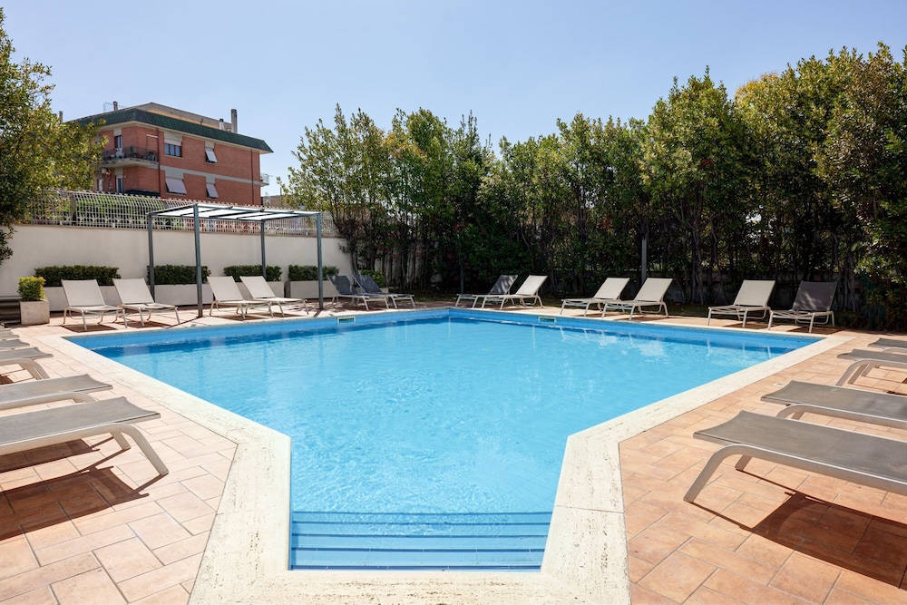 Hotel Roma Tor Vergata 36/60