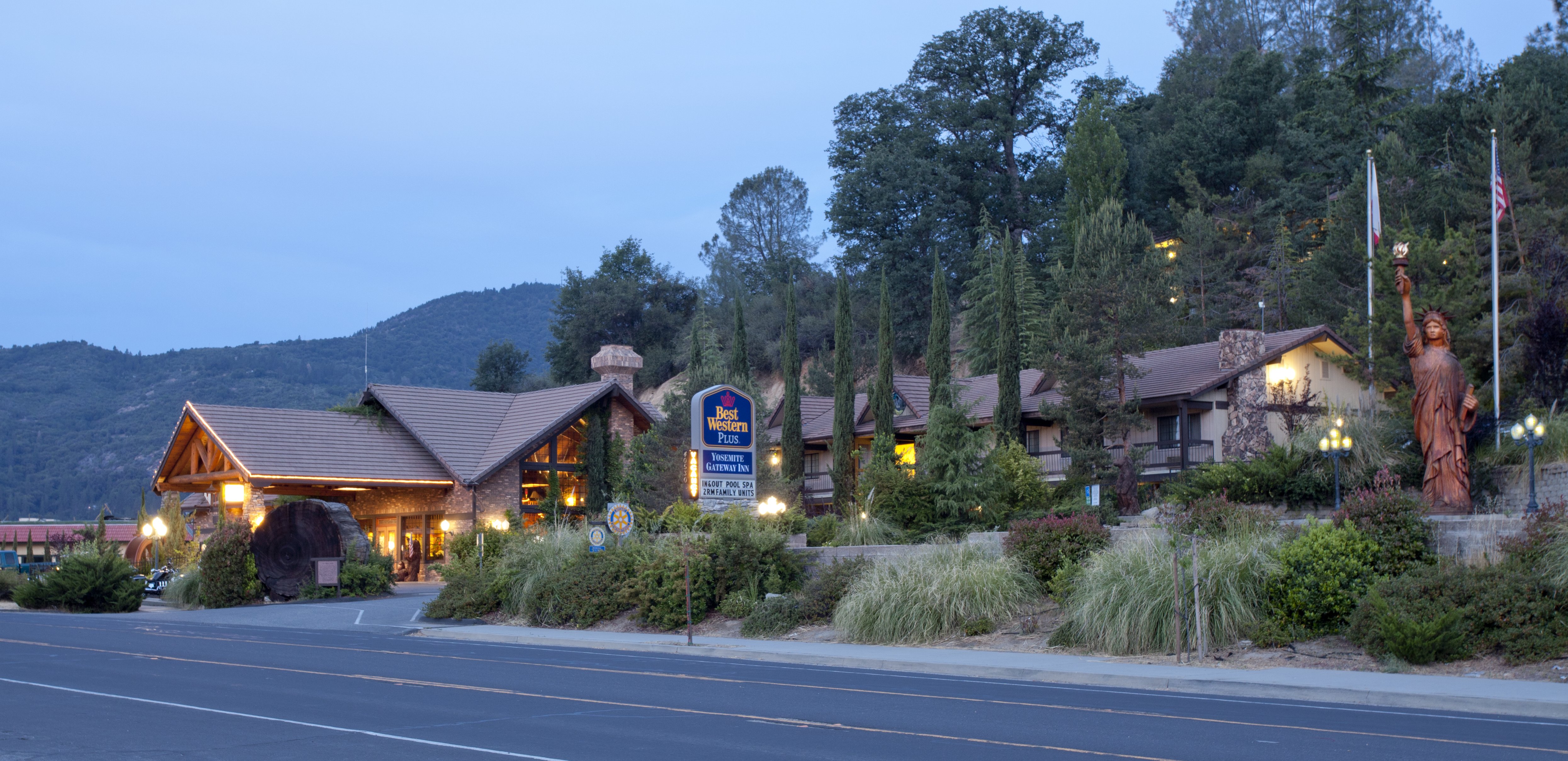 Best Western Plus Yosemite Gateway Inn 2/60