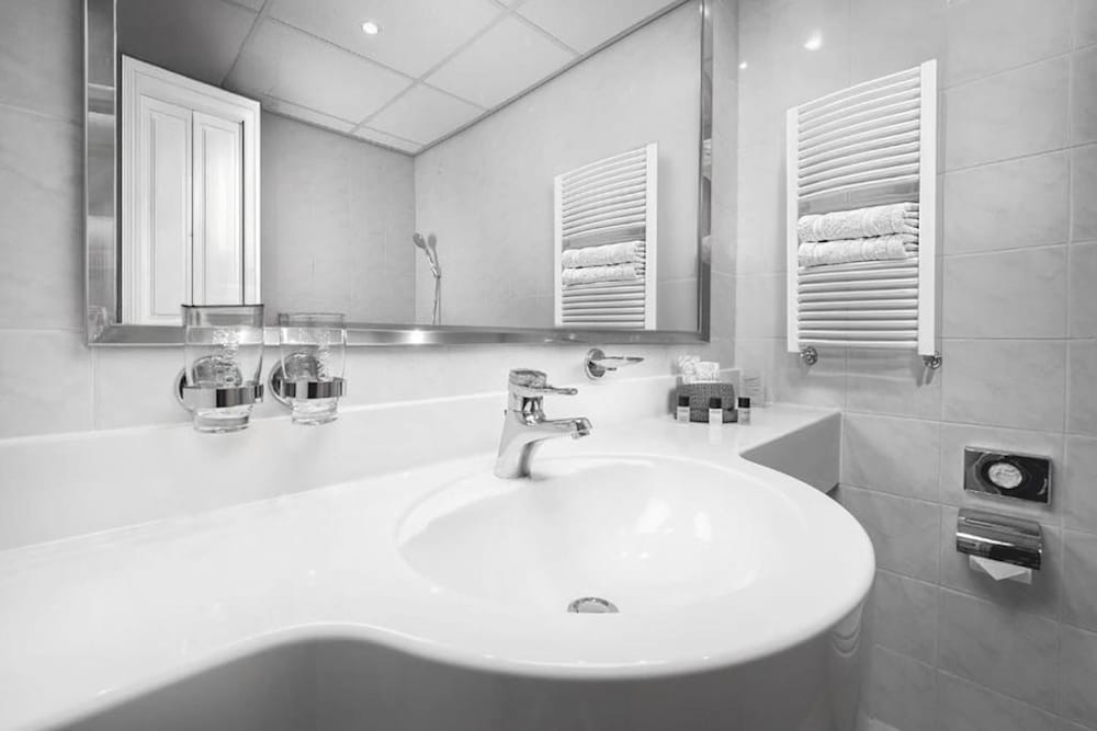 غرفة سوبيريور بسريرين منفصلين، Cosmopolitan Bobycentrum - Czech Leading Hotels 6/7