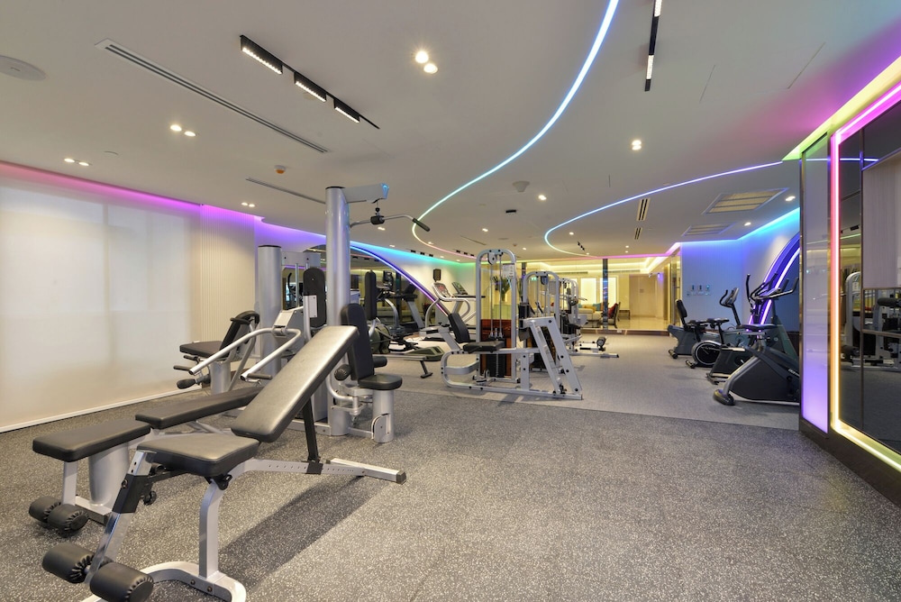 Centre Point Plus Hotel Silom 48/76