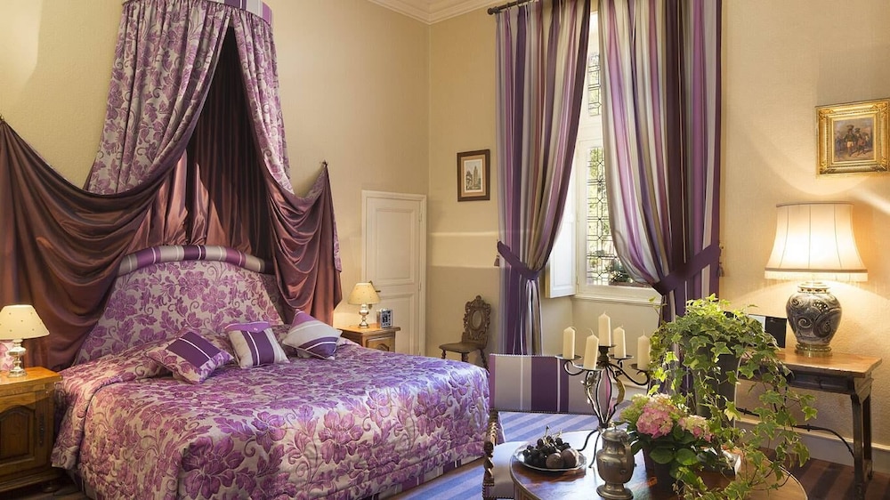 Le Castelnau, Luxury, Double Bed